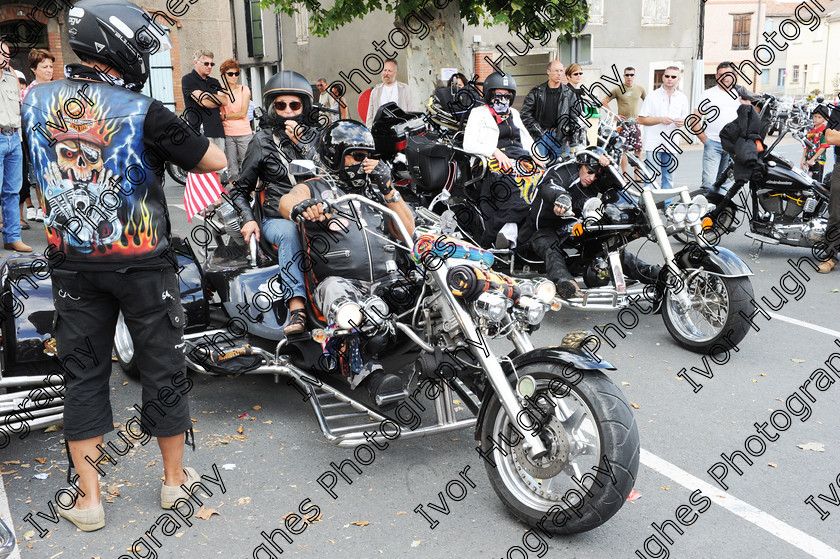 08.1 
 Keywords: Realmont Tarn France re'al croche classic US car bike rally 2010 moto auto classique americain concours tarn 81 American motorcycles